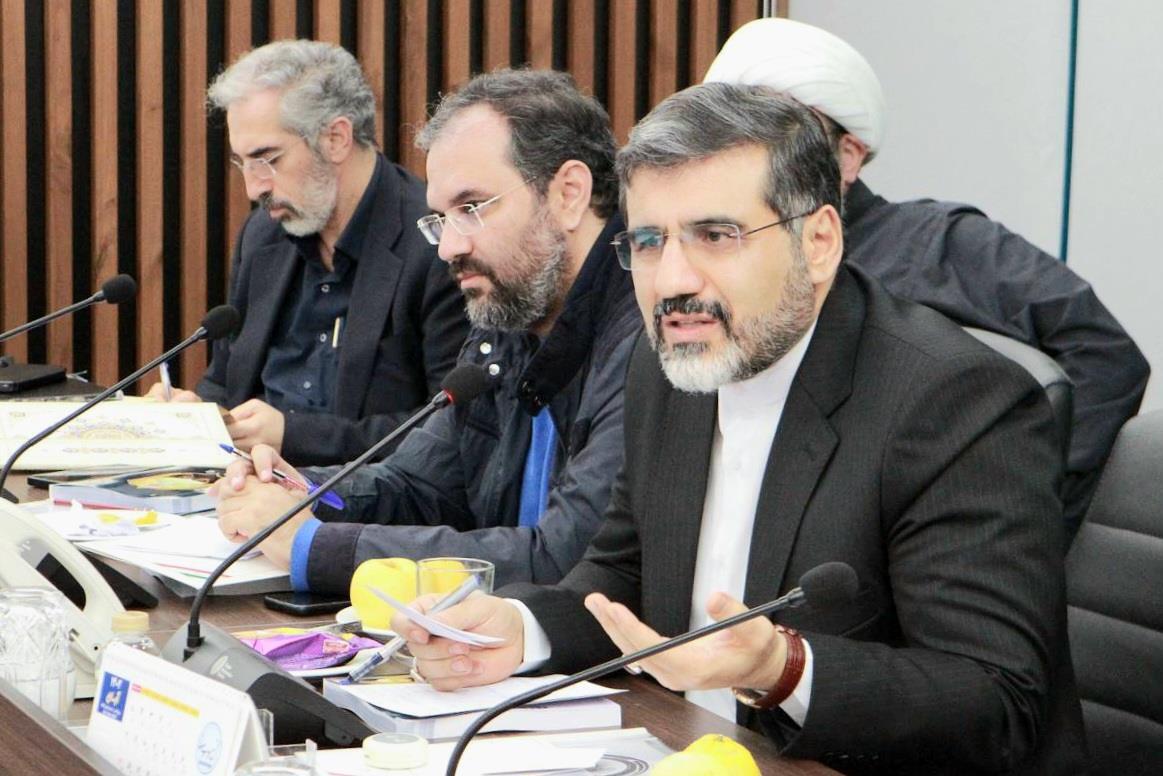 تأکید وزیر ارشاد بر مردمی‌ساز نمایشگاه قرآن + عکس