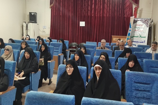 چهارمین جلسه دوره آموزشی تدبر در قرآن کریم چهارمین جلسه دوره آموزشی تدبر در قرآن کریم