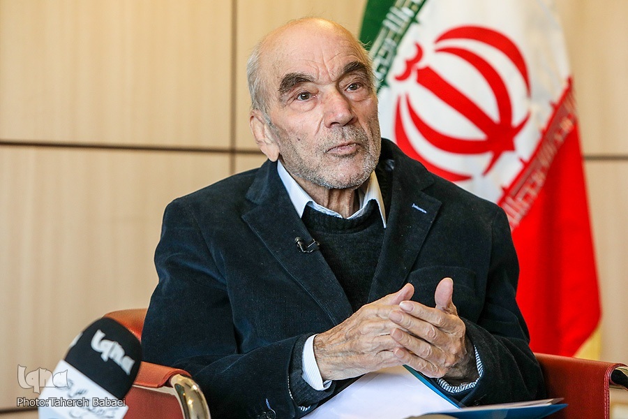 زبان فلسفه زبان درد است