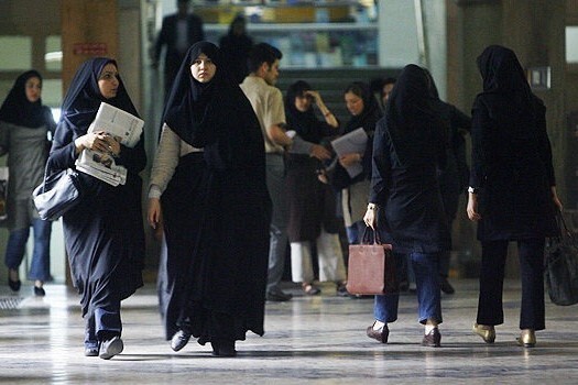 ناسازگاری فمینیسم با جامعه ایرانی