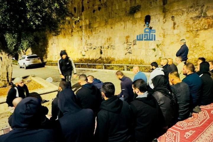 ممانعت صهیونیستها از اقامه نماز جمعه در مسجدالاقصی ممانعت صهیونیستها از اقامه نماز جمعه در مسجدالاقصی