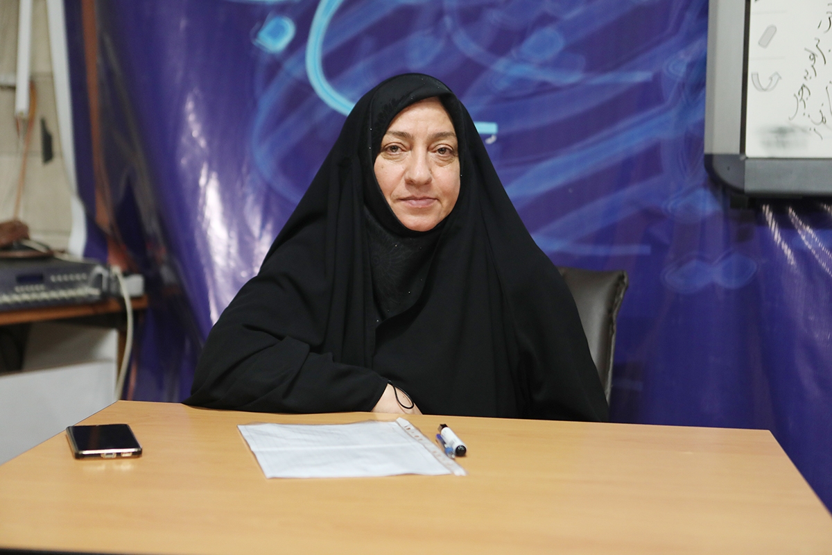 مریم محمودزاده، مدرس دانشگاه مریم محمودزاده، مدرس دانشگاه