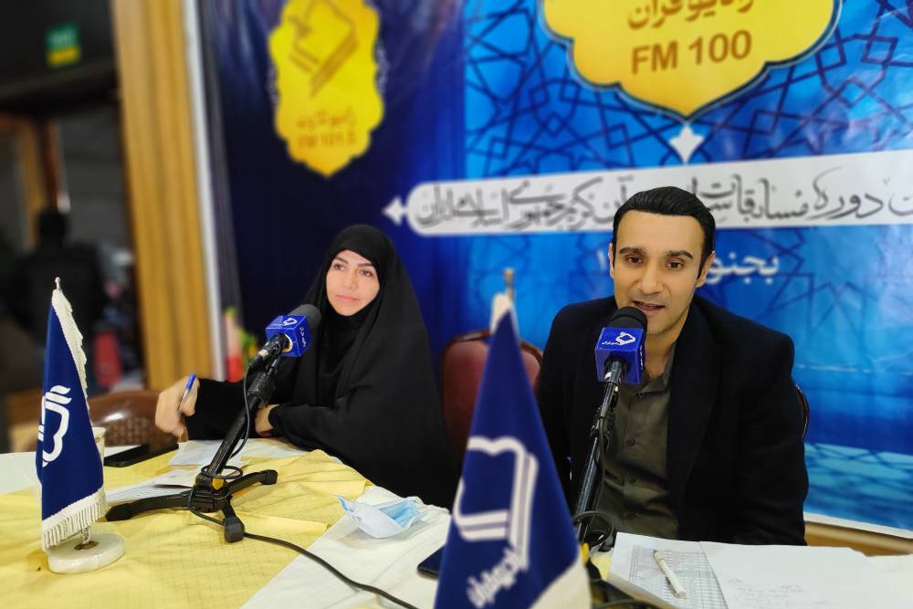 استقرار گروه رادیو قرآن برای گزارش و تحلیل رقابتها استقرار گروه رادیو قرآن برای گزارش و تحلیل رقابتها