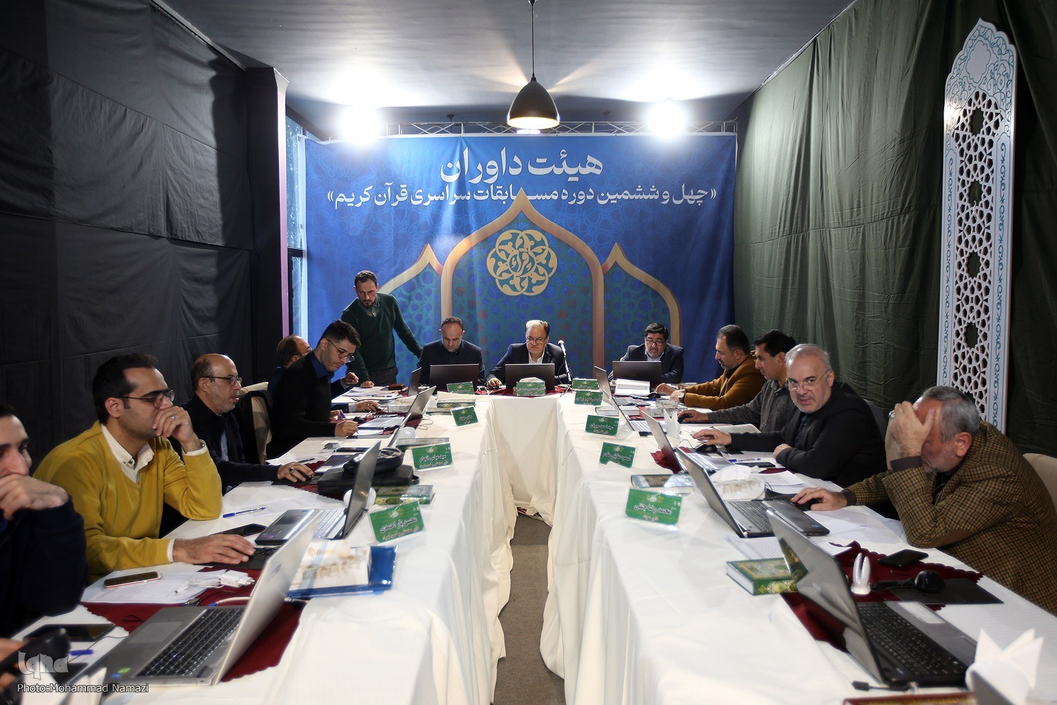 رقابت 14 مؤذن در نوبت صبح دومین روز مسابقات سراسری قرآن