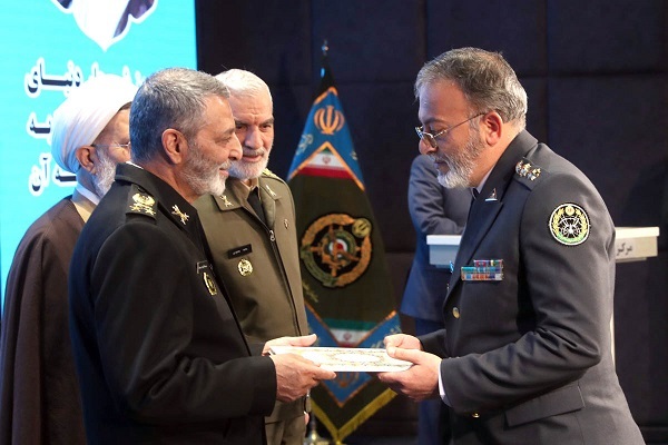 آیین تجلیل از منتخبان قرآنی آجا برگزار شد آیین تجلیل از منتخبان قرآنی آجا برگزار شد