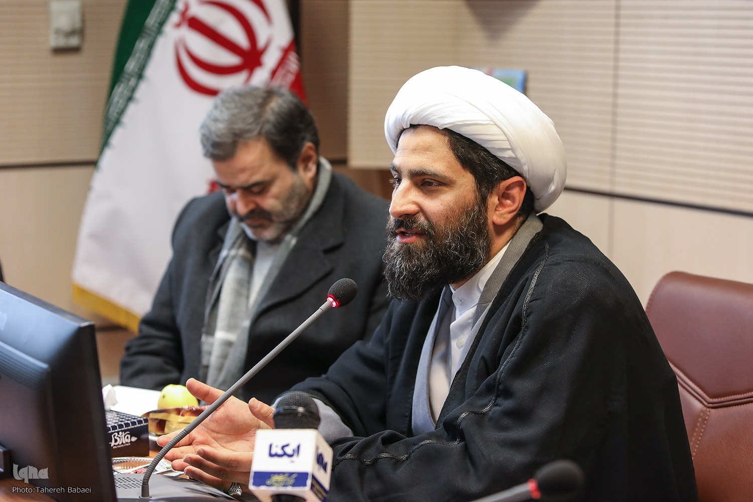 برنامههای قرآنی سالروز شهادت سرادر سلیمانی تا دهه فجر با محوریت سوره «حشر» حجت الاسلام علی تقیزاده، رییس سازمان دارالقران