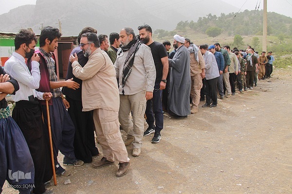 ‌خدمت جهادی از نوع حرکت‌های فرهنگی و برپایی یادواره خانگی شهدا