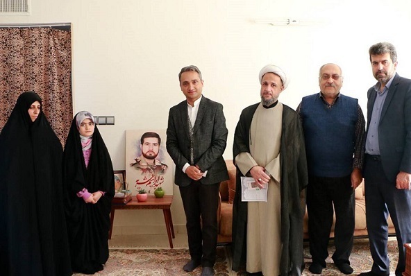 میزبانی رزم‌واره روایت در گام 140 از خانواده شهید مدافع حرم «ابراهیم عشریه»