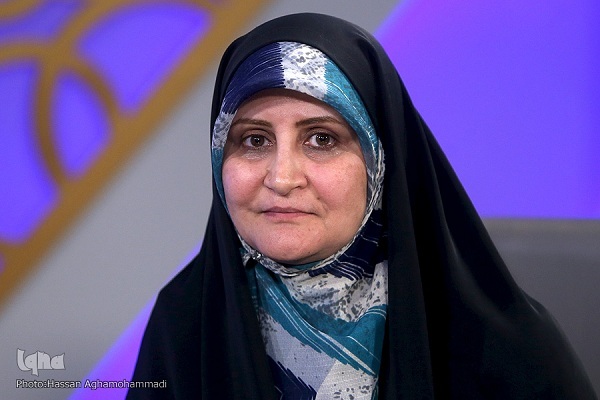 فاطمه عزیزخانی