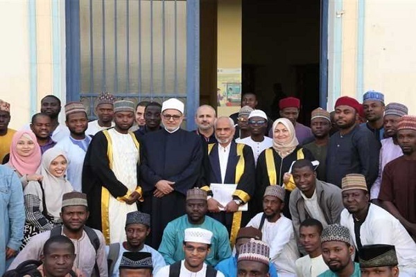 جلسه دفاعیه پایان‌نامه «حقوق اجتماعی زن از نگاه قرآن» در الازهر