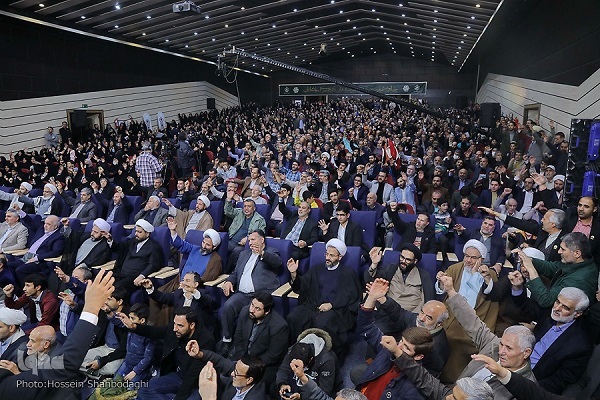 کُشتی با چوخه؛ گودِ زینل‌خان و مسابقات سراسری قرآن