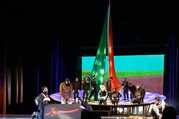 صبح سه شنبه//// روایت عظیم پارسایی در مستند-نمایش «سرباز» تا «مرثیه‌ای برای ژاله.م و قاتلش»