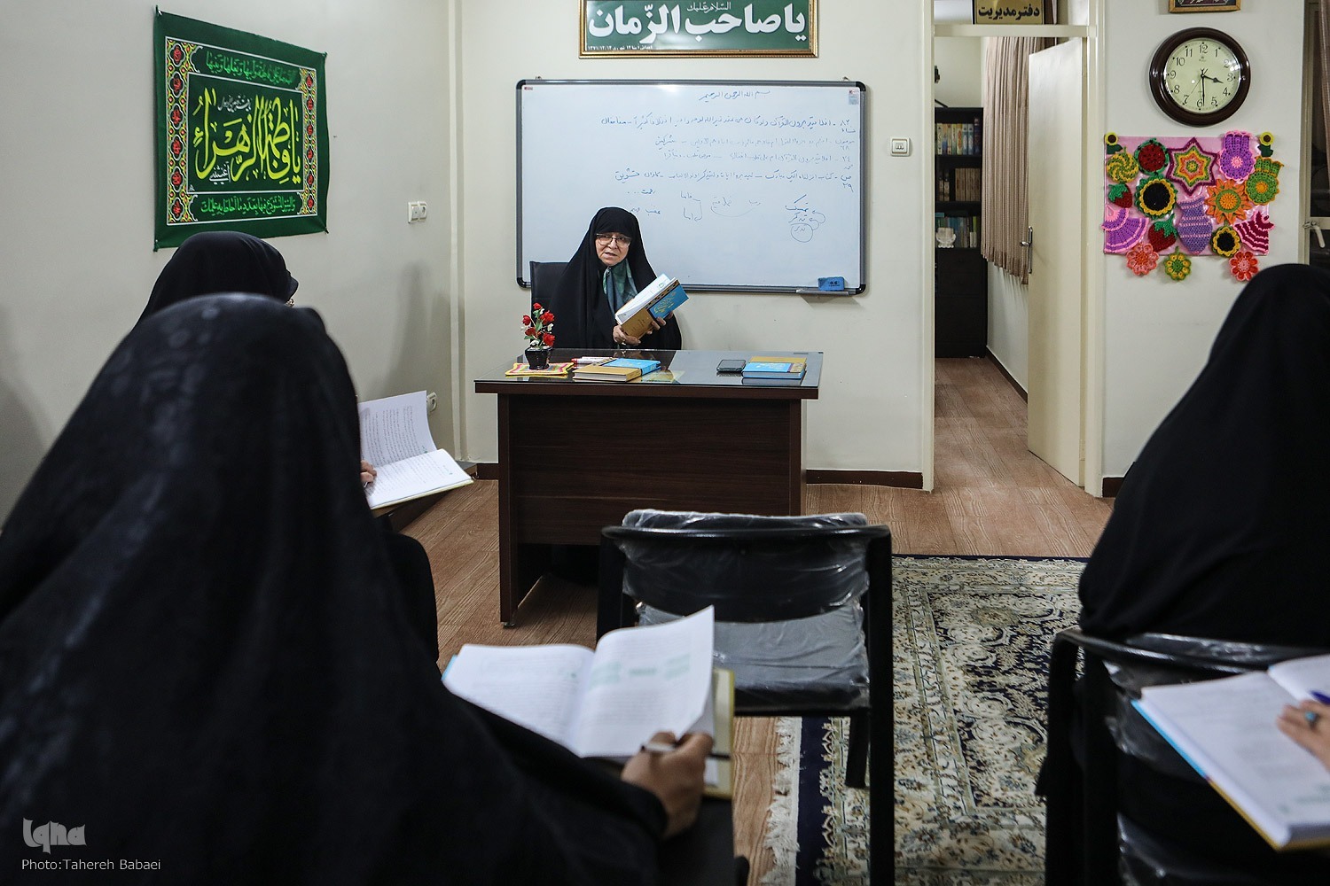 شیفته تعلیم و تعلم قرآن شیفته تعلیم و تعلم قرآن