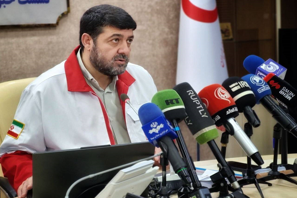 پیرحسین کولیوند، رئیس جمعیت هلال احمر