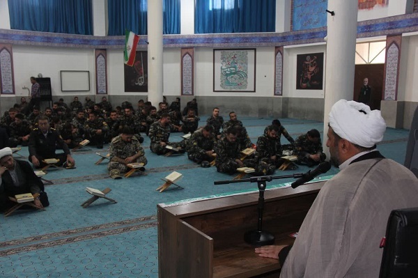 پرسنل پدافند هوایی شمال ارتش با رمضان وداع کردند + عکس پرسنل پدافند هوایی شمال ارتش با رمضان وداع کردند + عکس