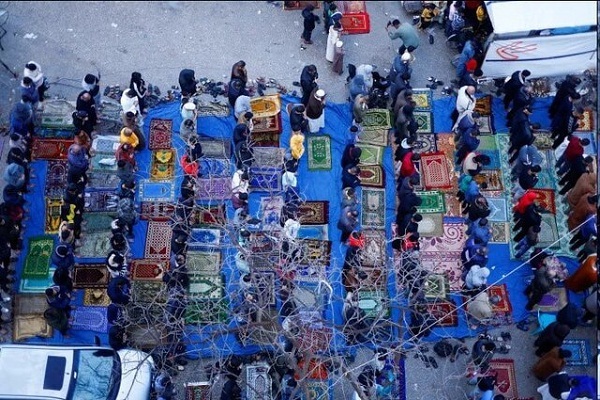 اقامه نماز عید فطر در کشورهای مختلف جهان + عکس اقامه نماز عید فطر در کشورهای مختلف جهان + عکس