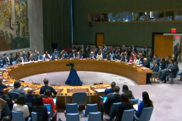 از درگیری شدید مبارزان فلسطینی با صهیونیستها تا سفر فرمانده سنتکام به سرزمینهای اشغالی از درگیری شدید مبارزان فلسطینی با صهیونیستها تا سفر فرمانده سنتکام به سرزمینهای اشغالی