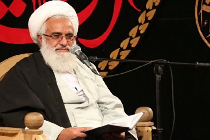 مردم با سلاح تقوا و بصیرت به جنگ نقشه‌های دشمن بروند