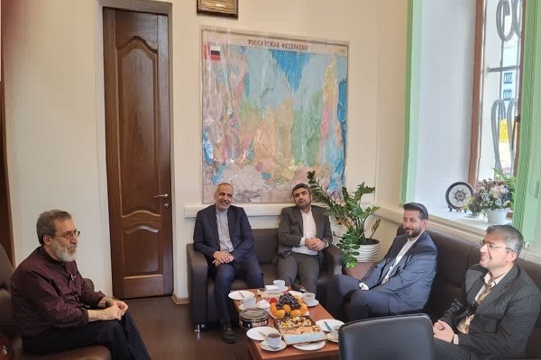 بازدید گروه دوستی پارلمانی ایران و روسیه از نمایندگی المصطفی