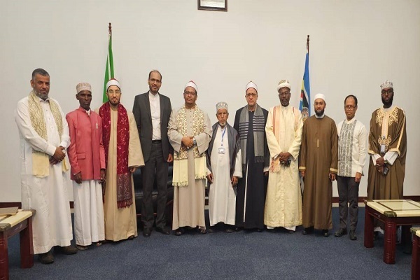 کسب عنوان برتر توسط نماینده ایران در مسابقات بین المللی قرائت قرآن کریم تانزانیا کسب عنوان برتر توسط نماینده ایران در مسابقات بین المللی قرائت قرآن کریم تانزانیا