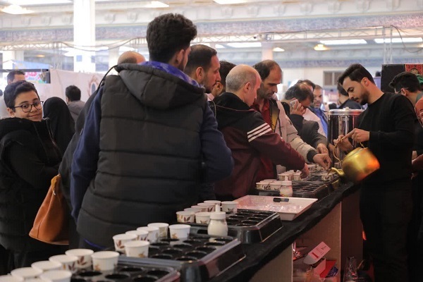 برنامه‌های غرفه آستان حسینی برای شرکت‌کنندگان در نمایشگاه قرآن + عکس