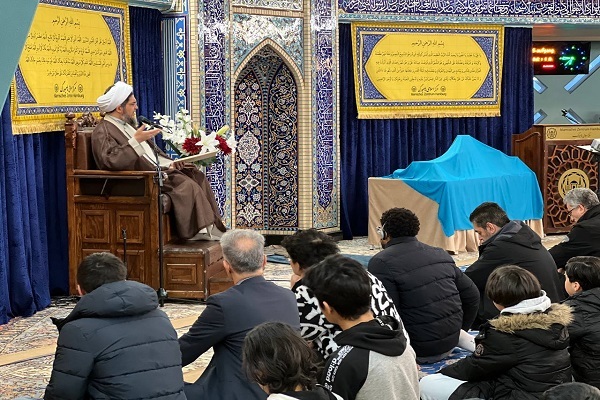 برگزاری مراسم جشن میلاد امام حسن (ع) در مرکز اسلامی هامبورگ + عکس برگزاری مراسم جشن میلاد امام حسن (ع) در مرکز اسلامی هامبورگ + عکس