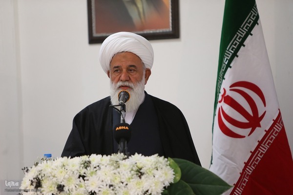 از ناسازگاری خود حق پنداری با وفاق ملی تا تذکر ۲۰ سال قبل حاجآقا تهرانی درباره مسائل کشور از ناسازگاری خود حق پنداری با وفاق ملی تا تذکر ۲۰ سال قبل حاجآقا تهرانی درباره مسائل کشور