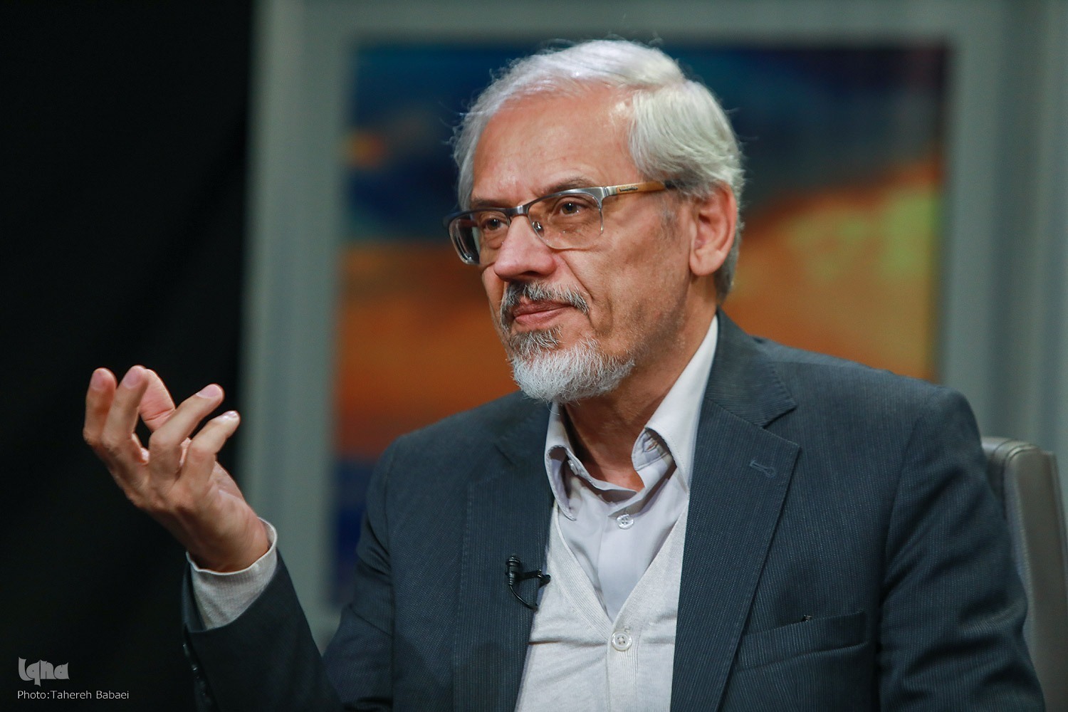 از ناسازگاری خود حق پنداری با وفاق ملی تا تذکر ۲۰ سال قبل حاجآقا تهرانی درباره مسائل کشور از ناسازگاری خود حق پنداری با وفاق ملی تا تذکر ۲۰ سال قبل حاجآقا تهرانی درباره مسائل کشور