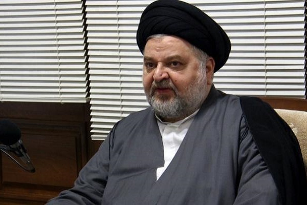 دبیرخانه‌ دائمی بزرگداشت عالمان بزرگ شیعه راه‌اندازی شود