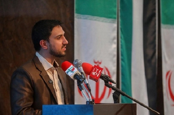 کتاب «دقایقی با قرآن» محور محتوایی جشنواره قرآن و عترت «حیات»