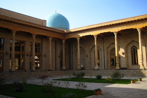 نگاهی گذرا بر بناهای مجموعه «حضرت امام» تاشکند