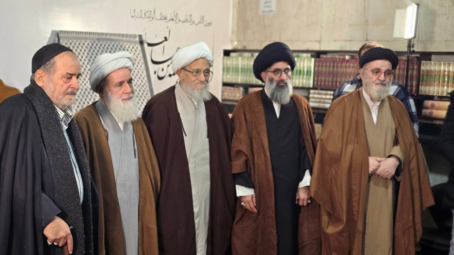 بزرگداشت آیتالله سید احمد خوانساری برگزار شد بزرگداشت آیتالله سید احمد خوانساری برگزار شد