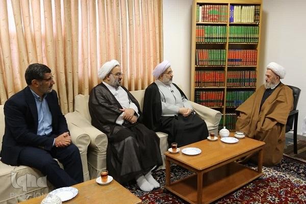 جعفر سبحانی یکی از مراجع معظم تقلید شیعه