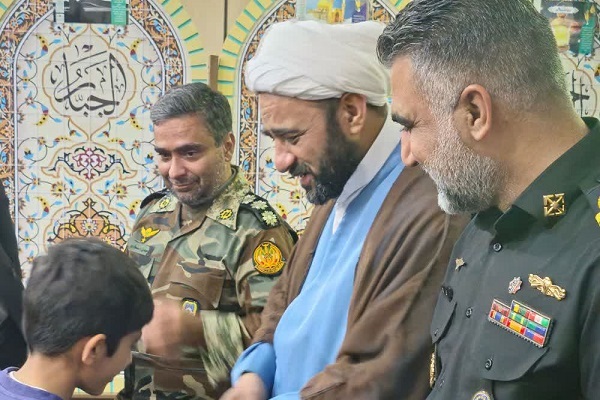 برگزاری محفل انس با قرآن و جشنواره حدیث در فرماندهی آماد نداجا