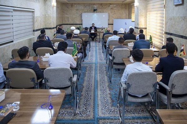 تأکید بر اهمیت تمسک به فرهنگ قرآنی در سمینار علمی کربلا