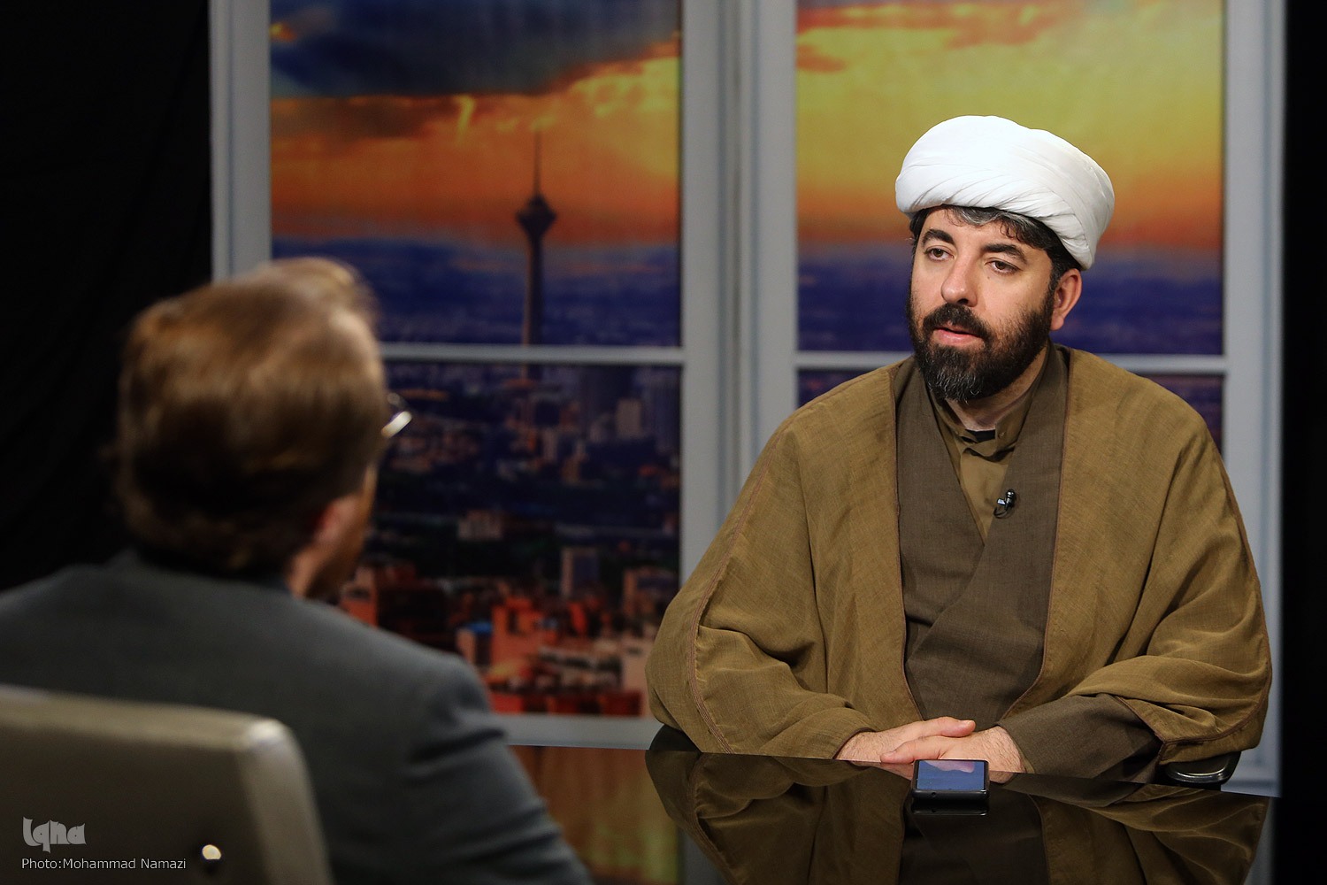 قرآن، طبیبی که نسخه می‌دهد نه قاضی‌‌ای که مجازات کند + فیلم