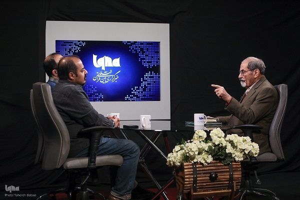 هنوز آماده نشده است////نیروی دریایی ایران در منطقه بی‌نظیر است/ هوشنگ! هوشنگ! هوشنگ! بیدارشو! + فیلم