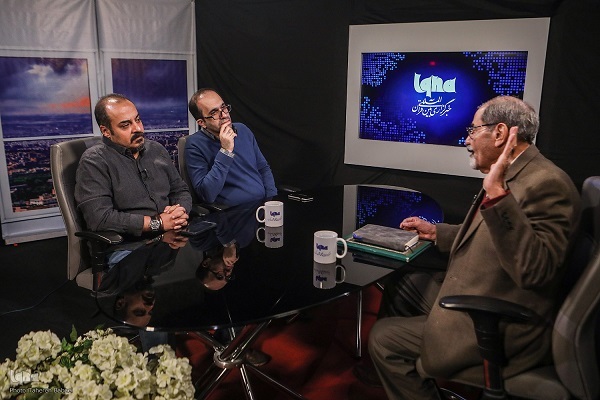 هنوز آماده نشده است////نیروی دریایی ایران در منطقه بی‌نظیر است/ هوشنگ! هوشنگ! هوشنگ! بیدارشو! + فیلم