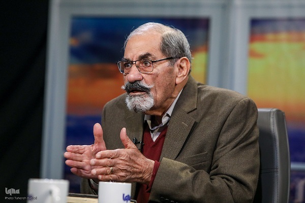 هنوز آماده نشده است////نیروی دریایی ایران در منطقه بی‌نظیر است/ هوشنگ! هوشنگ! هوشنگ! بیدارشو! + فیلم