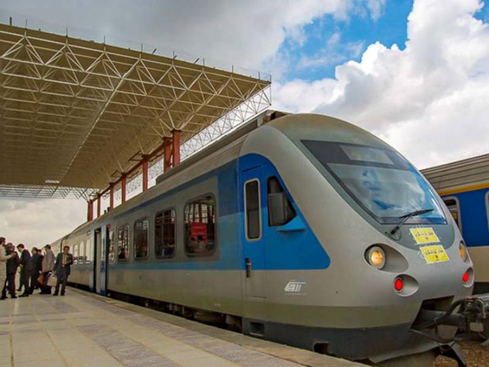 راهنمای رزرو گروهی بلیط قطار تهران مشهد