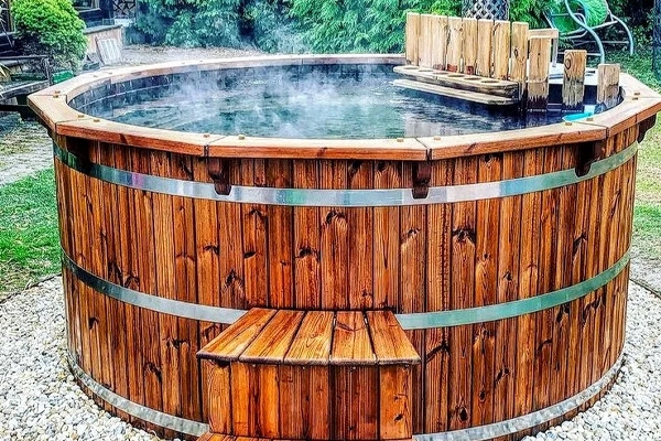 جکوزی ایرانی یا خارجی؟ کدام گزینه بهتر است؟