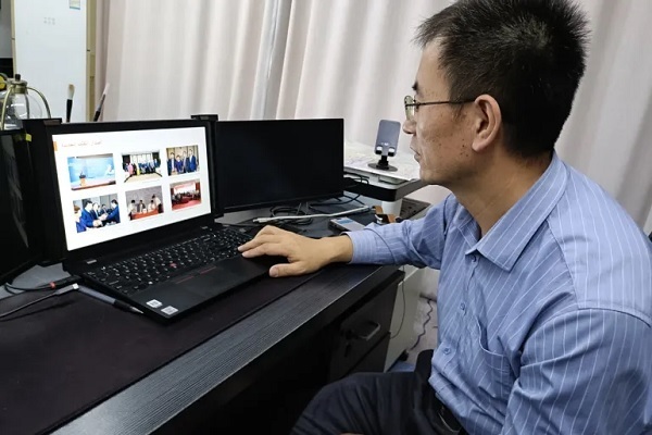 «کتابخانه جاده ابریشم»؛ تلاشی فزاینده برای شناساندن فرهنگ عربی و اسلامی به مسلمانان چین/2