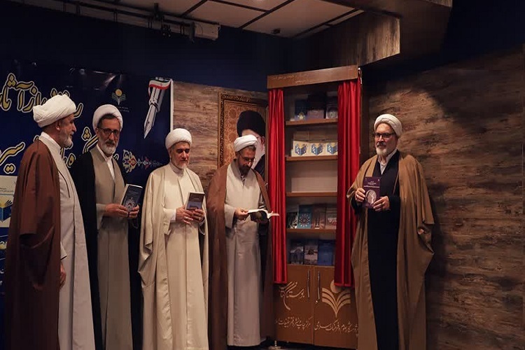 ارسال/ آثار جدید پژوهشکده تاریخ و سیره اهل بیت(ع) رونمایی شد