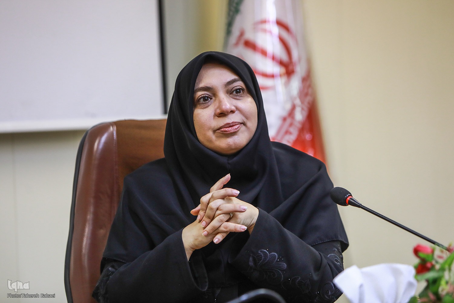 لیلا آزادبخت استاد تمام دانشگاه علوم پزشکی تهران