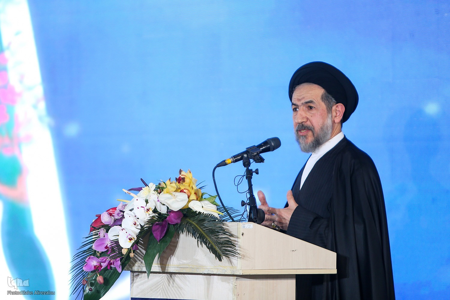 آیین گشایش سیودومین نمایشگاه بینالمللی قرآن برگزار شد آیین گشایش سیودومین نمایشگاه بینالمللی قرآن برگزار شد