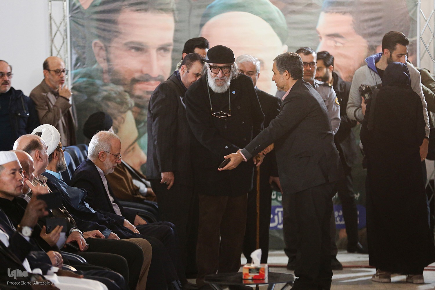 اتفاقات افتتاحیه و اولین شب نمایشگاه قرآن + عکس اتفاقات افتتاحیه و اولین شب نمایشگاه قرآن + عکس