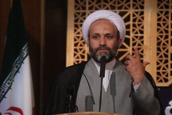 حجتالاسلام والمسلمین محمدرضا تویسرکانی، نماینده ولی فقیه در نیروی هوافضای سپاه حجتالاسلام والمسلمین محمدرضا تویسرکانی، نماینده ولی فقیه در نیروی هوافضای سپاه