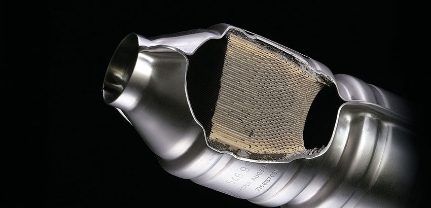 کاتالیزور ماشین چیست و چرا باید به آن اهمیت دهیم؟