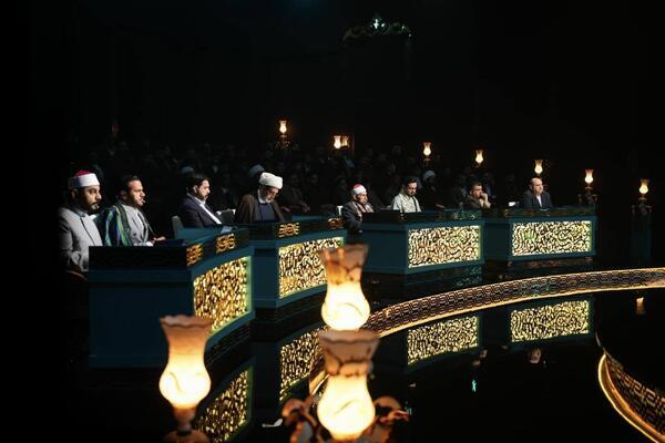 رقابت پنج قاری در چهاردهمین دوره جایزه تلاوت «العمید» در عراق + عکس رقابت پنج قاری در چهاردهمین دوره جایزه تلاوت «العمید» در عراق + عکس