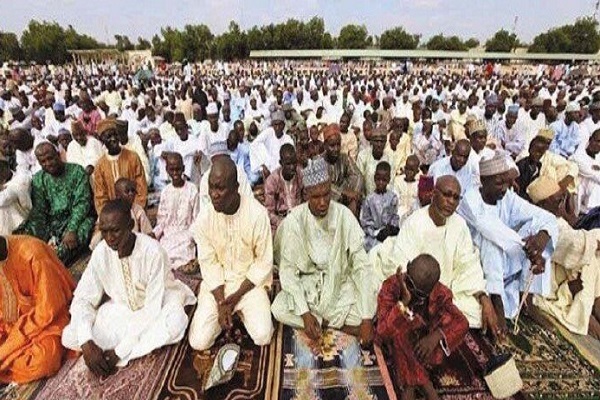 پایبندی مسلمانان موریتانی به سنت‌های دیرینه در ماه مبارک رمضان / اماده